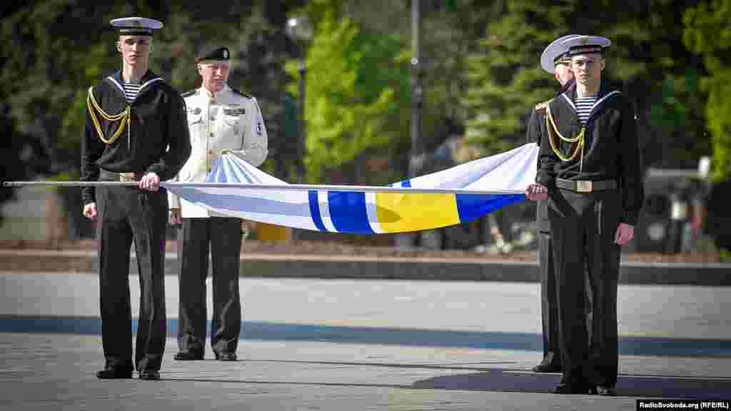 Захід організували громадська організація &laquo;Генерація волі&raquo; і екс-командувач військово-морських сил України Сергій Гайдук (2014-2016)