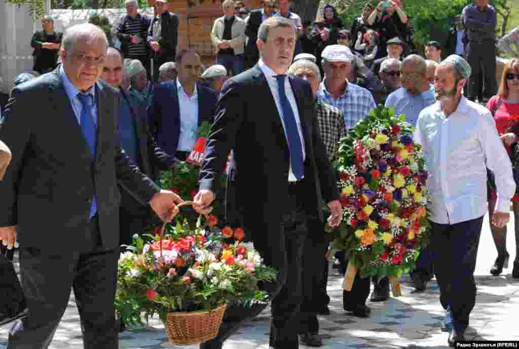 Мемориалалда цебе тIугьдул лъезе унеб лахIзат