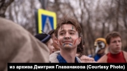 Первомайский перформанс томских художников