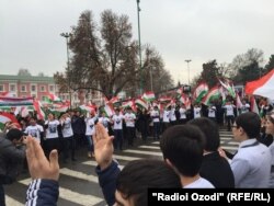 Фаридун Ҳодизода мегӯяд, он шеваи таблиғе, ки ҳукумат мебарад, дархӯри замони ҳозира нест.