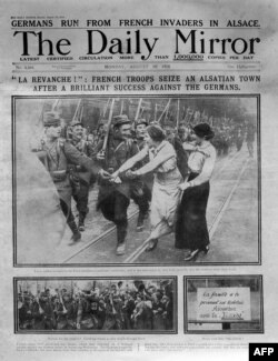 Первая полоса британской газеты "The Daily Mirror" за 10 августа 1914 года - первые сообщения с Западного фронта Великой войны