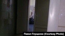 Госпитализированный после пыток в МО МВД "Усольский" Илья Сосновский