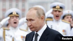 Цей указ Володимира Путіна набуває чинності з 1 січня 2023 року.